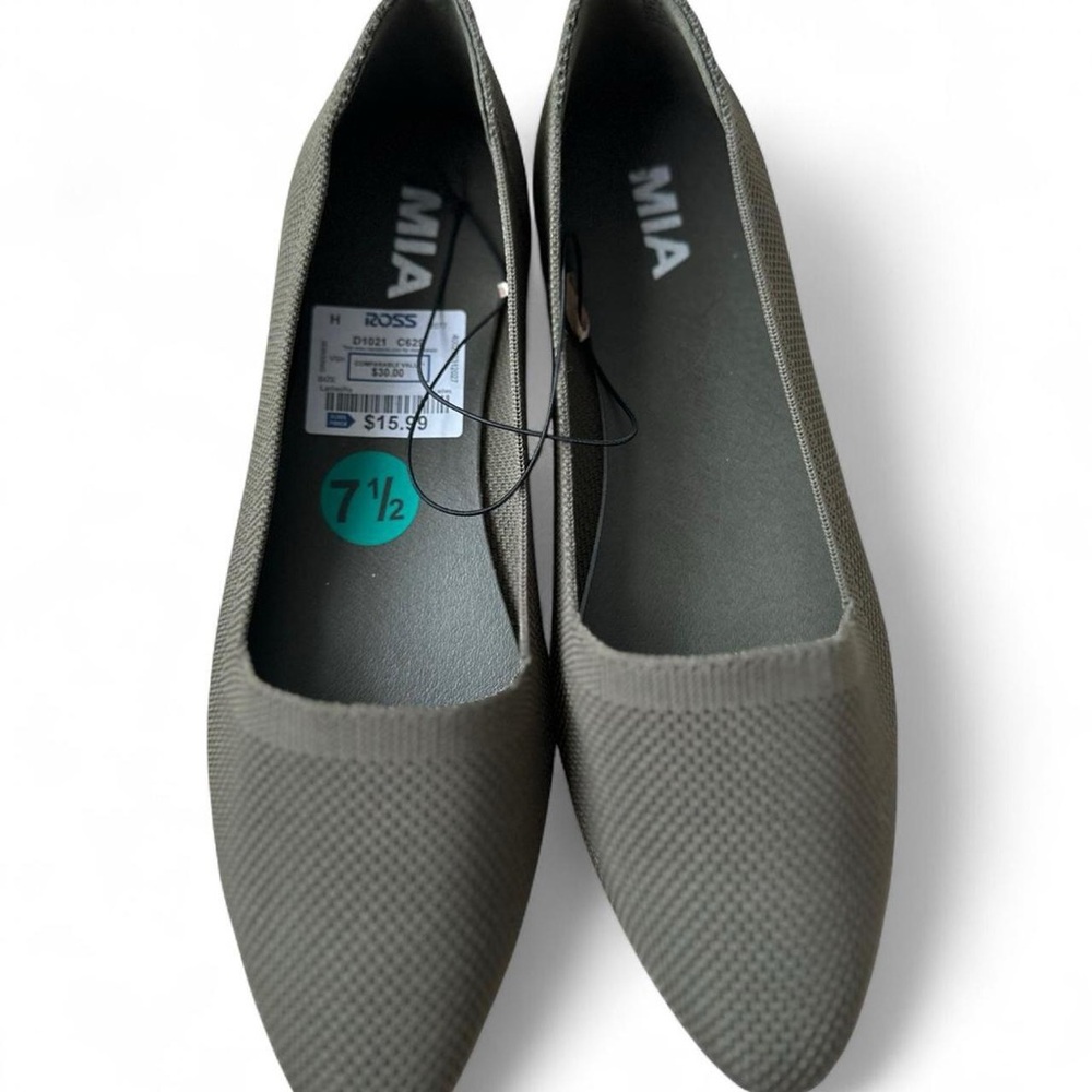 MIA Women's Flats